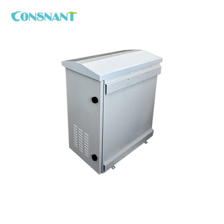 IP55 pole mount outdoor UPS 1 3KVA with built in lithium battery3
