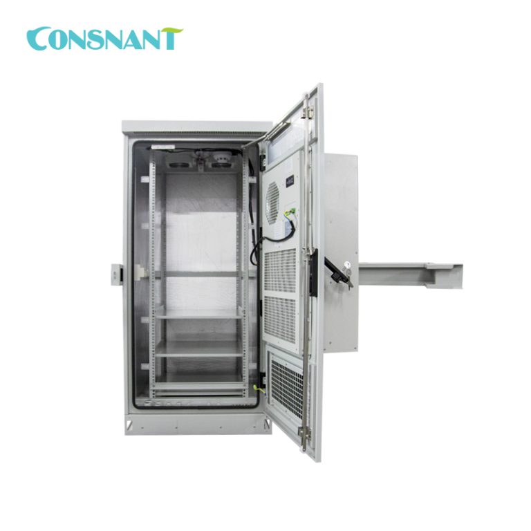 Outdoor equipment cabinet (Customizable Solution)3